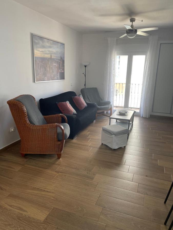 Triana Apartment ตอร์เรโมลิโนส ภายนอก รูปภาพ