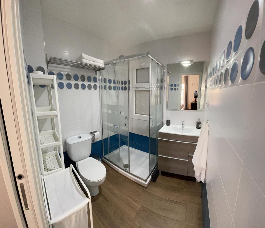 Triana Apartment ตอร์เรโมลิโนส ภายนอก รูปภาพ