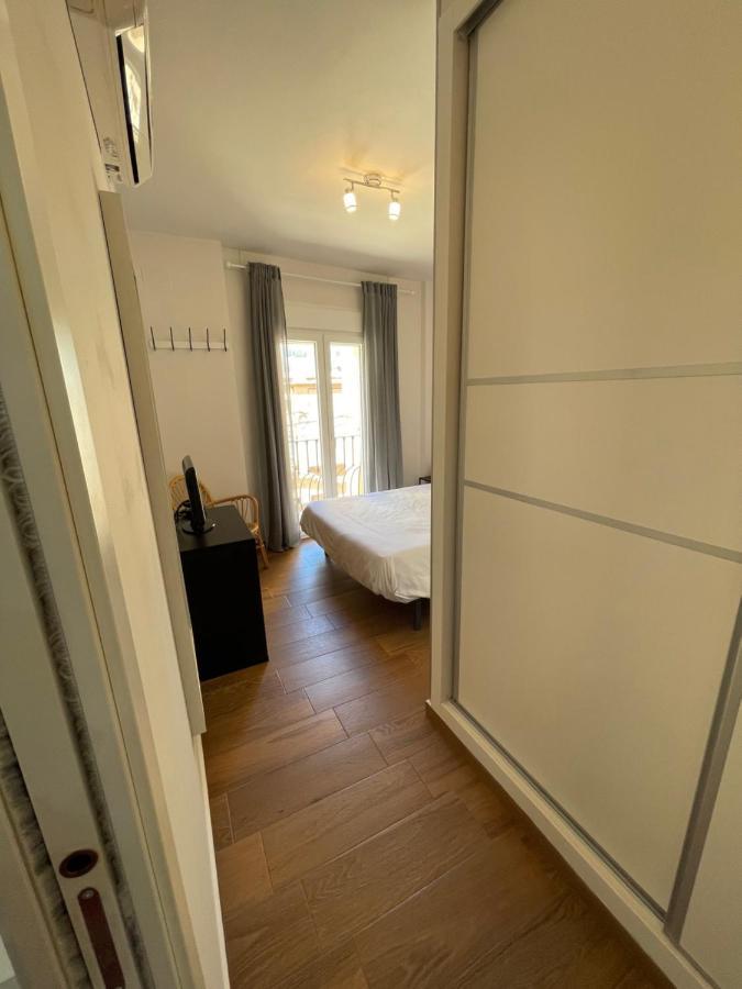 Triana Apartment ตอร์เรโมลิโนส ภายนอก รูปภาพ