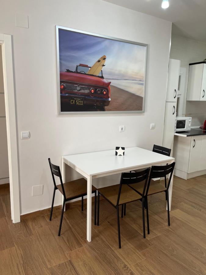Triana Apartment ตอร์เรโมลิโนส ภายนอก รูปภาพ