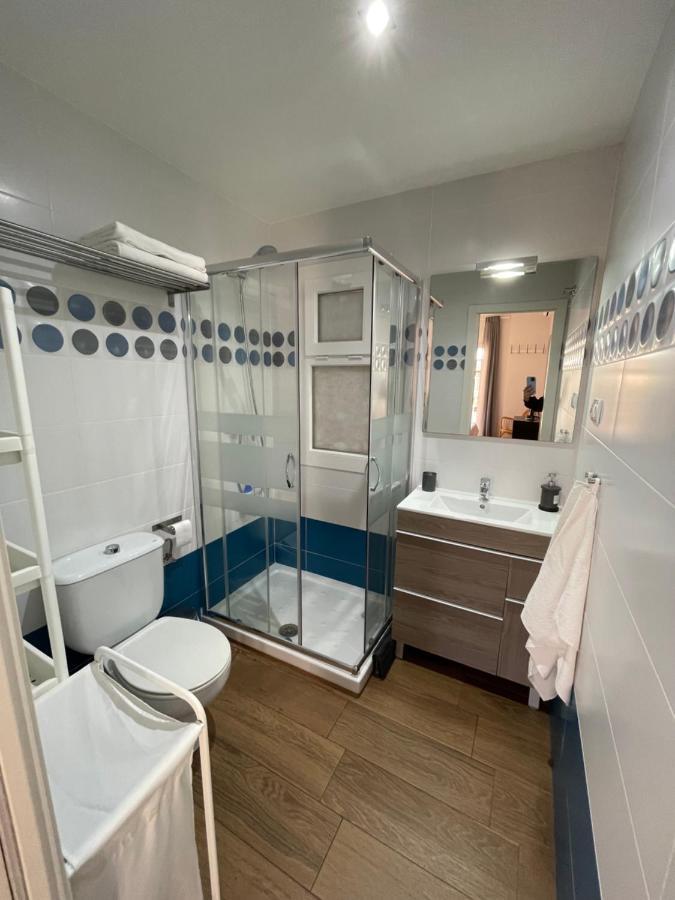 Triana Apartment ตอร์เรโมลิโนส ภายนอก รูปภาพ